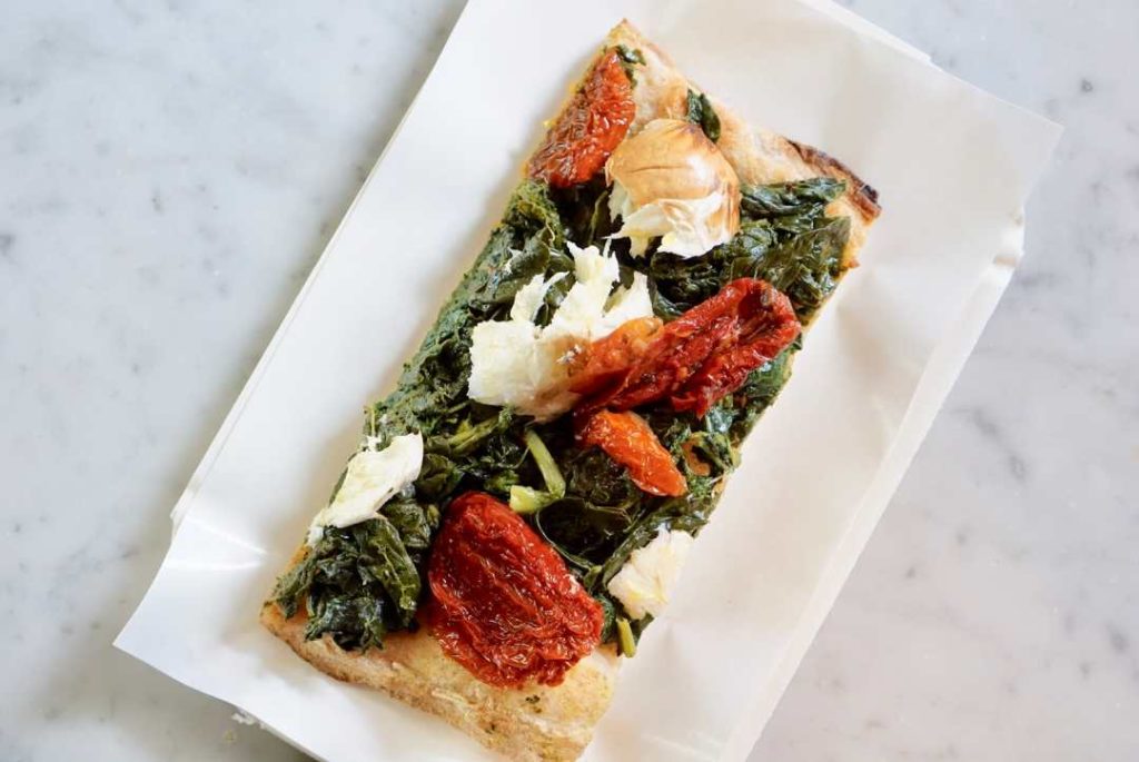 pizza-pomodori-secchi