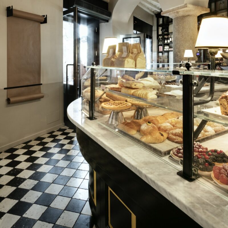 bancone pasticceria