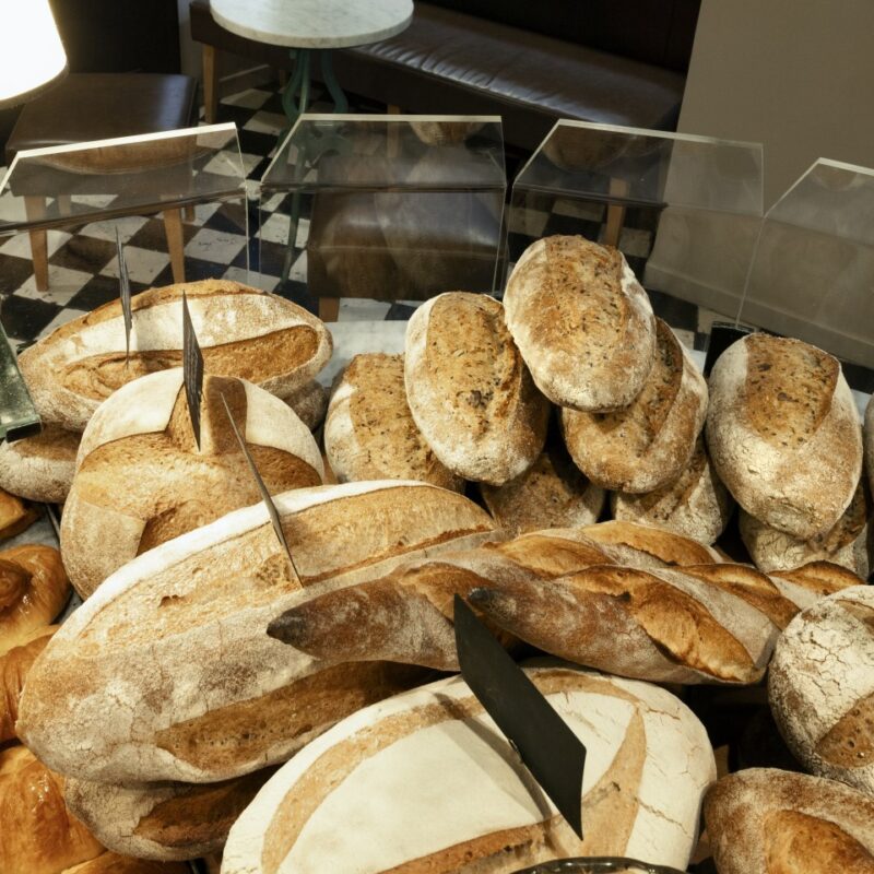 esposizione pane assortito